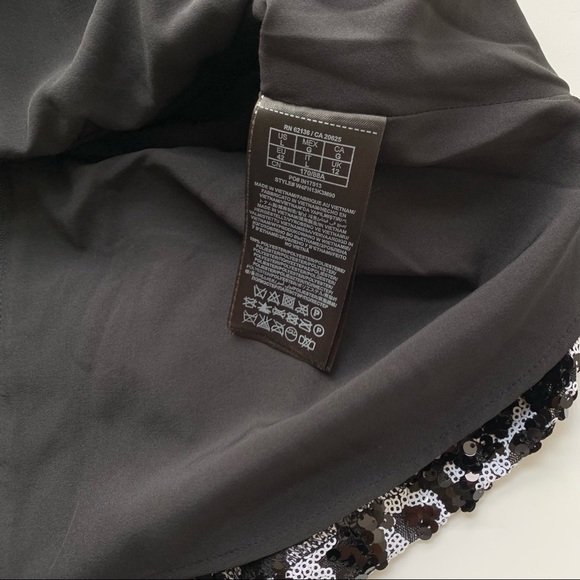 Guess black and white sequin strapless size L - Picture 7 of 9